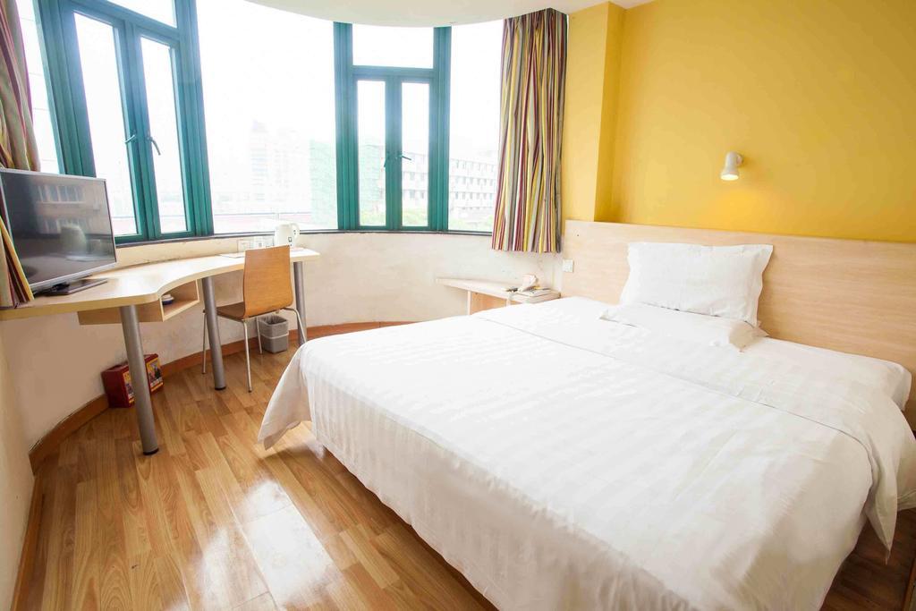 7Days Inn Taizhou Nantong Road Zhongjia 객실 사진